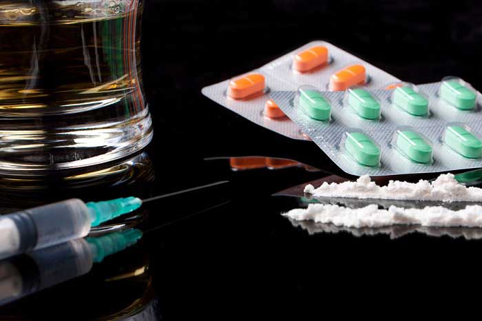 En este momento estás viendo Drogas duras y blandas, distinción social pero no científica